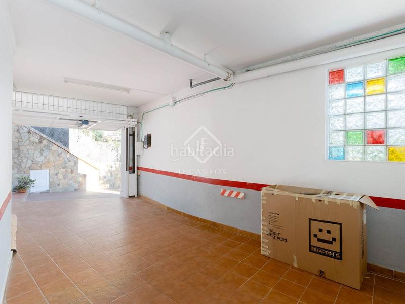 Foto 863d80fc-caeb-4ebf-a7eb-5c74ca8c2f83. Chalet con riscaldamento parcheggio piscina in Alella