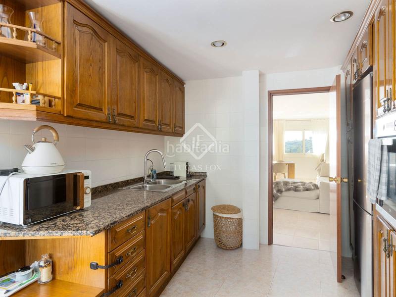 Foto ef4f4fc4-1244-4223-9b22-c11f34927ffa. Chalet con riscaldamento parcheggio piscina in Alella