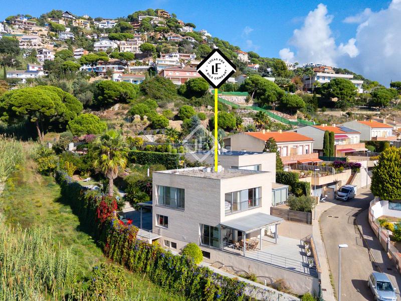 Foto 162227eb-33da-4649-bc90-0bb3acc2f585. Chalet mit heizung parking pool in Roca Grossa Lloret de Mar