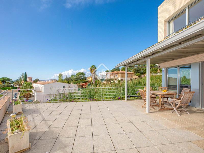 Foto 42401ffd-c81e-49b3-a54b-64028fe3a2f5. Chalet mit heizung parking pool in Roca Grossa Lloret de Mar