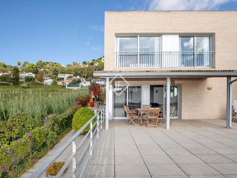 Foto 4ed2bbff-00b2-45db-8298-ff4c2fe5dd66. Chalet mit heizung parking pool in Roca Grossa Lloret de Mar