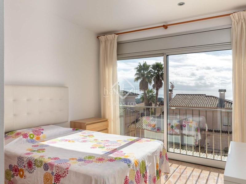 Foto 54425564-7fcb-4422-87cc-1ed3f331f12a. Chalet mit heizung parking pool in Roca Grossa Lloret de Mar