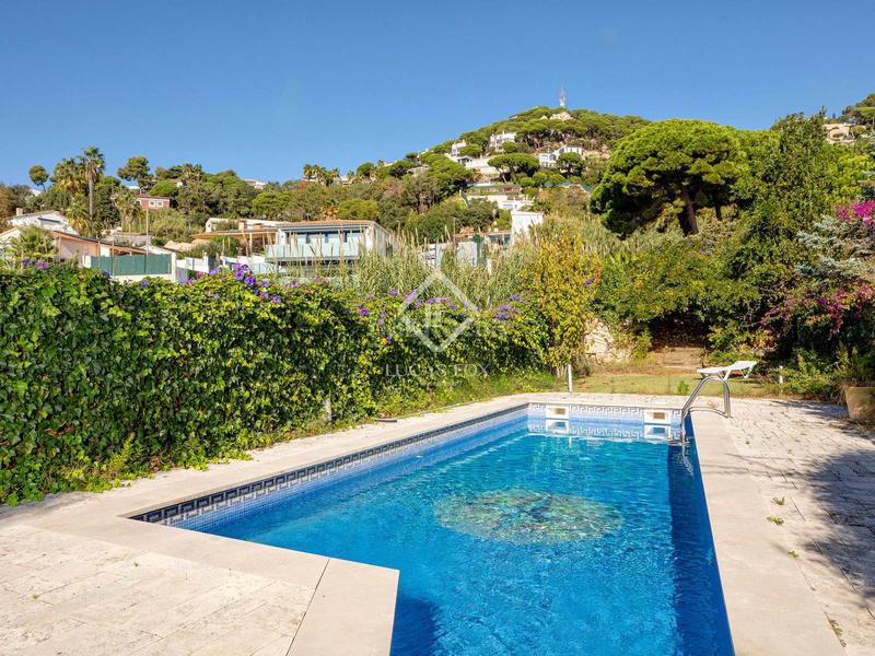 Foto 947c616e-52c1-496c-b2d3-1b6dd39fef1e. Chalet mit heizung parking pool in Roca Grossa Lloret de Mar