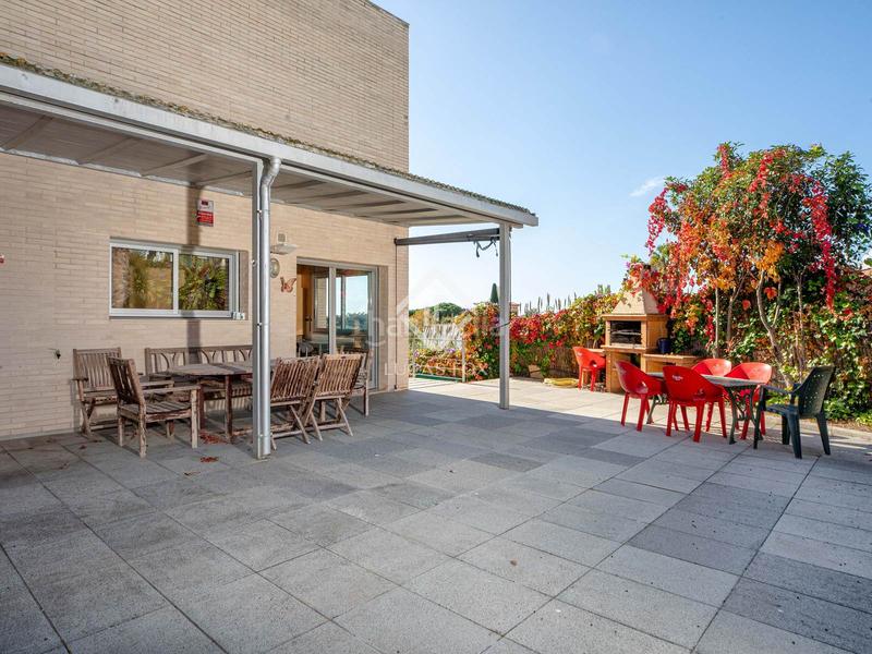 Foto dc2008fd-b26b-4a70-9c07-b830ef913010. Chalet mit heizung parking pool in Roca Grossa Lloret de Mar