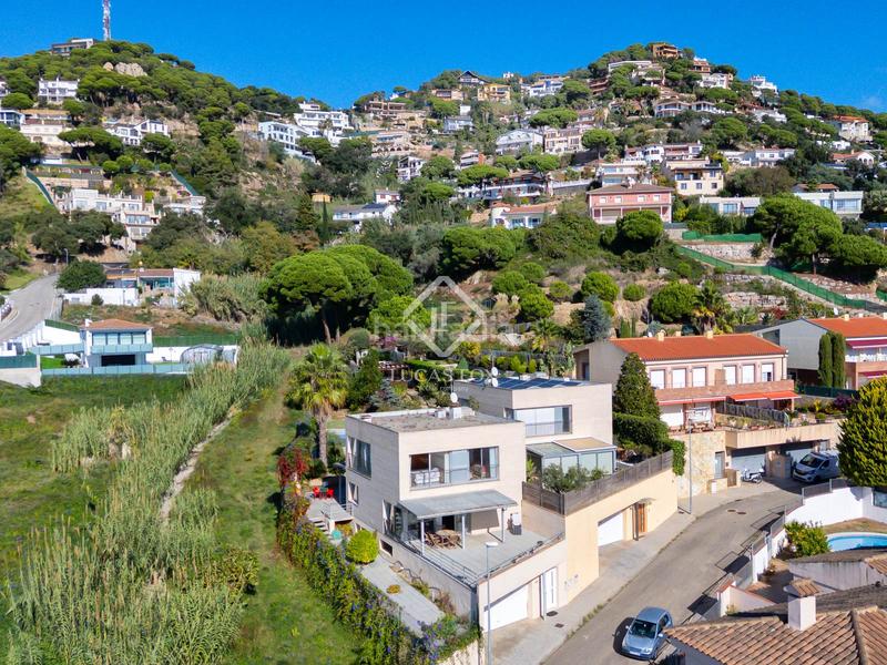 Foto e045c3e6-a597-44a6-89ab-02b0f1ad5365. Chalet mit heizung parking pool in Roca Grossa Lloret de Mar