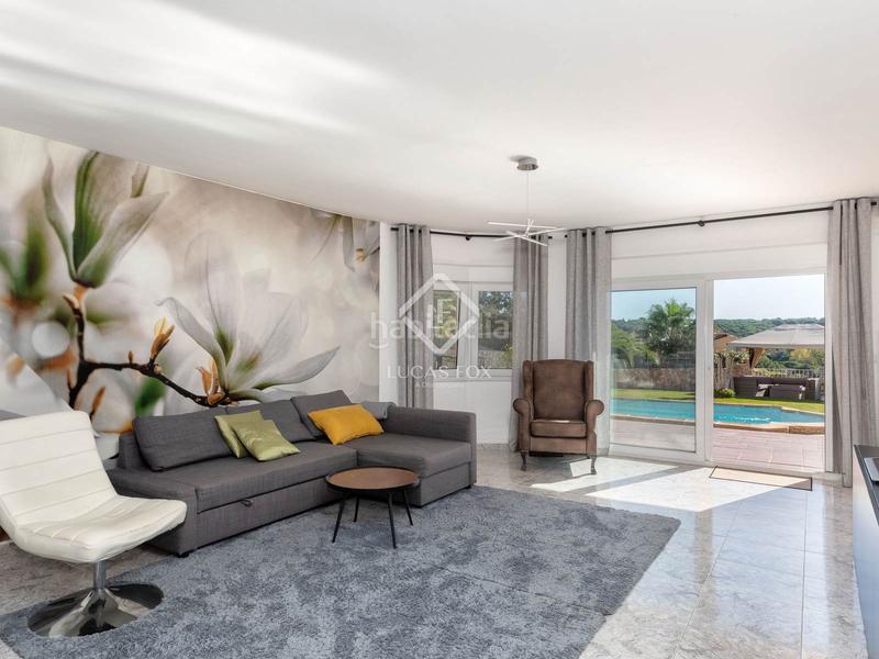 Foto 17350c40-17d4-46c9-b1f3-81c5645728d4. Chalet casa de 6 dormitorios en venta , costa brava en Lloret de Mar