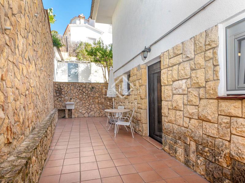 Foto 32399cc8-44e3-4ab0-8115-651fb0f35122. Chalet with heating pool in Roca Grossa Lloret de Mar