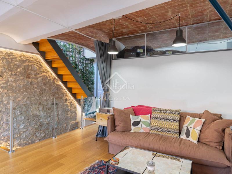 Foto 11fdf914-526d-4e9c-99d5-47591aaa25ec. Àtic amb calefacció a Centre-Barri Vell Girona