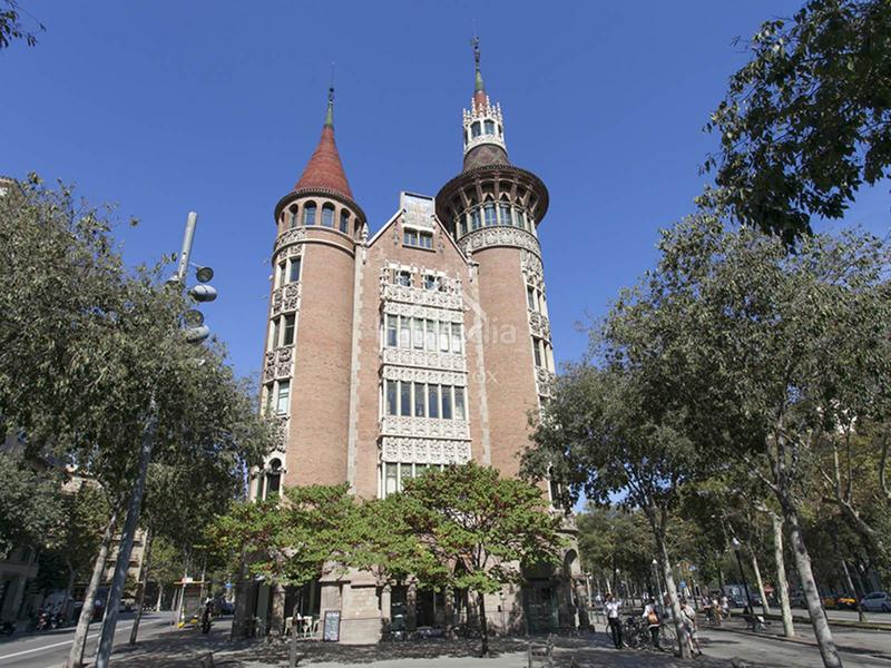 Foto 39246c05-8582-4c11-9ac3-83d4b6a5e94e. Attique avec chauffage dans Dreta de l´Eixample Barcelona