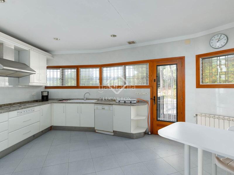 Foto 1d4b23bb-6a87-4c28-9539-032e6cd1506a. Chalet con riscaldamento parcheggio piscina in Urbanitzacions Sant Pol de Mar