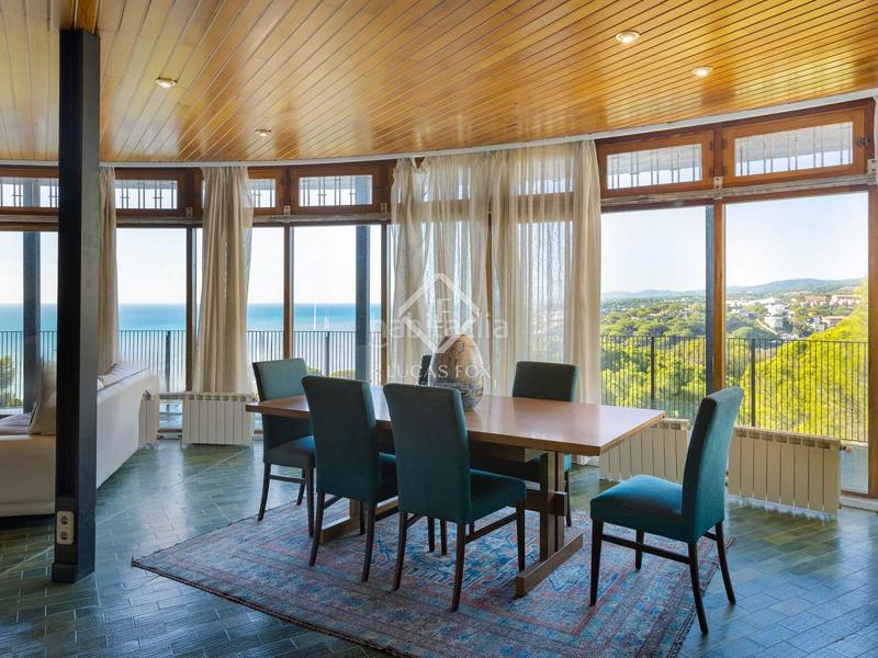 Foto 3358f8d6-4f46-4118-ae28-bad43a1f1384. Chalet con riscaldamento parcheggio piscina in Urbanitzacions Sant Pol de Mar