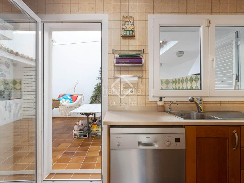 Foto 16912d81-760c-43df-9c0b-a5ed9187522b. Chalet con riscaldamento parcheggio piscina in Urbanitzacions Sant Pol de Mar