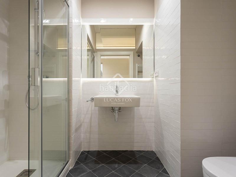 Foto 1a09af52-d7b5-4018-914b-18612161e080. Rent flat with heating in La Vila Olímpica del Poblenou Barcelona