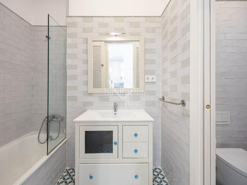 Foto f8b74ed2-14a3-4747-add7-b02e64748b5b. Location appartement avec chauffage dans Dreta de l´Eixample Barcelona