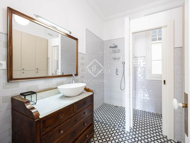 Foto e23e2993-29b4-48c0-8476-eaead4a93dc2. Rent flat with heating in Dreta de l´Eixample Barcelona