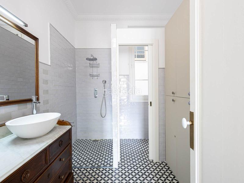 Foto ed401f44-d8dd-45c1-81cb-72015481f55b. Rent flat with heating in Dreta de l´Eixample Barcelona