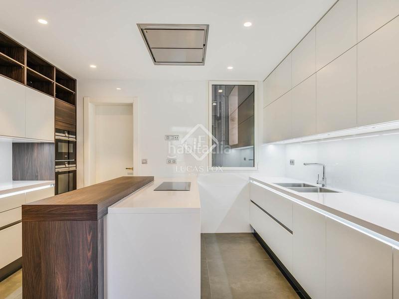 Foto cd3f838f-21e8-4603-b500-36513a6c3853. Rent flat with heating in Dreta de l´Eixample Barcelona