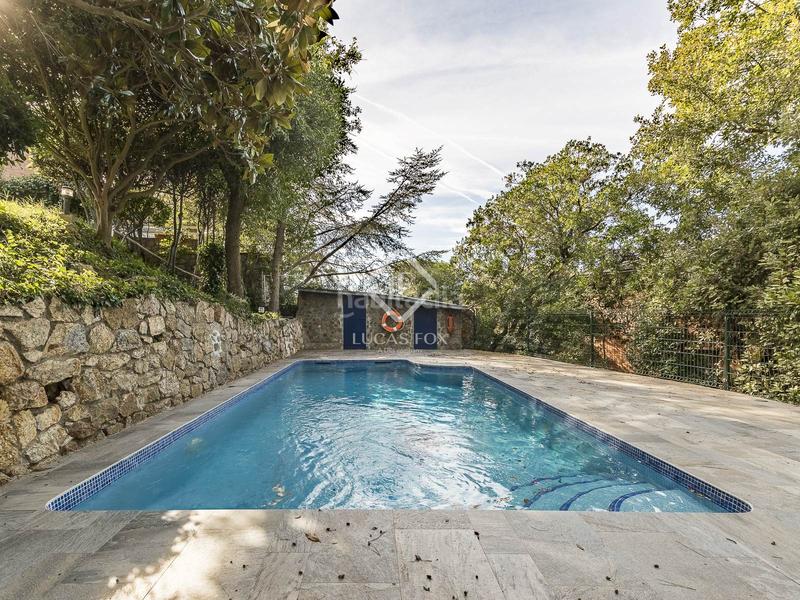Foto db495815-6b7a-4b10-8305-ea0b5d09d2fe. Chalet con riscaldamento parcheggio piscina in Vallvidrera - Tibidabo - Les Planes Barcelona