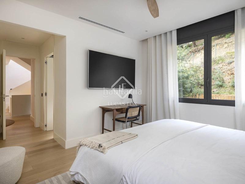 Foto 11b52002-33f1-4edb-a540-d9a5d6a92b20. Alquiler chalet casavilla en excelentes condiciones con cinco dormitorios en alquiler en pedralbes en Barcelona