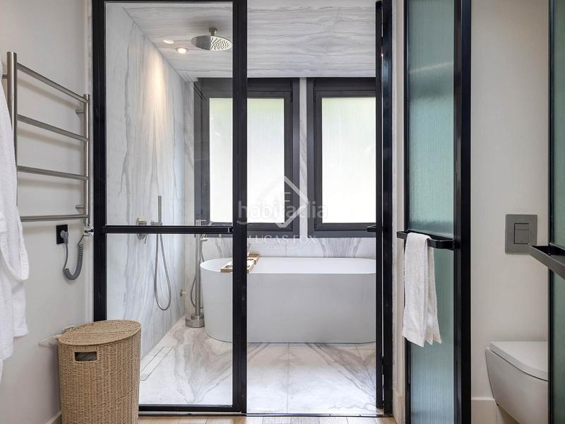 Foto a38d1d3b-c6da-4e4e-9500-e37cd1bdca92. Alquiler chalet casavilla en excelentes condiciones con cinco dormitorios en alquiler en pedralbes en Barcelona