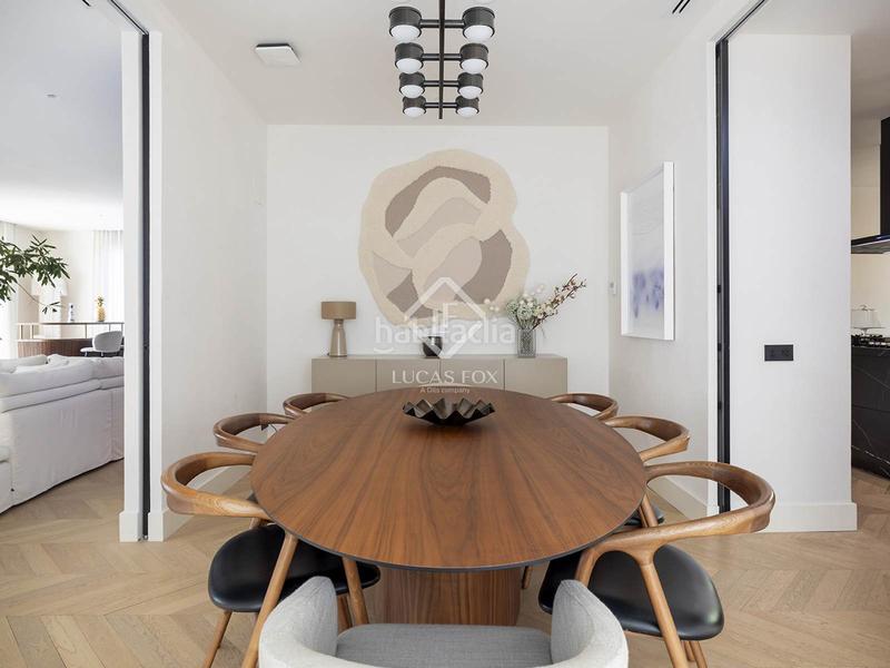 Foto e43eb225-8f30-4d05-a8b5-cfb3330fa9e2. Alquiler chalet casavilla en excelentes condiciones con cinco dormitorios en alquiler en pedralbes en Barcelona