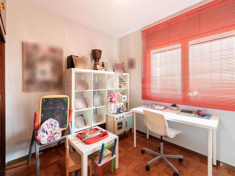 Foto c71cfc60-4419-40fb-bfbf-be194595658d. Chalet villa familiar en Montmar piscina y jardín privados en Castelldefels