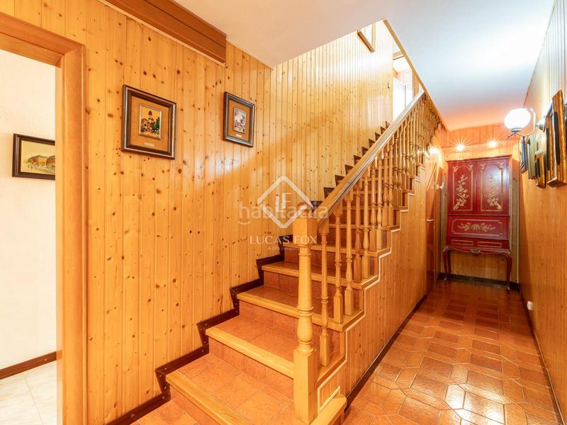 Foto e69be58f-0707-4d9d-b043-7fc208c5521f. Chalet villa familiar en Montmar piscina y jardín privados en Castelldefels