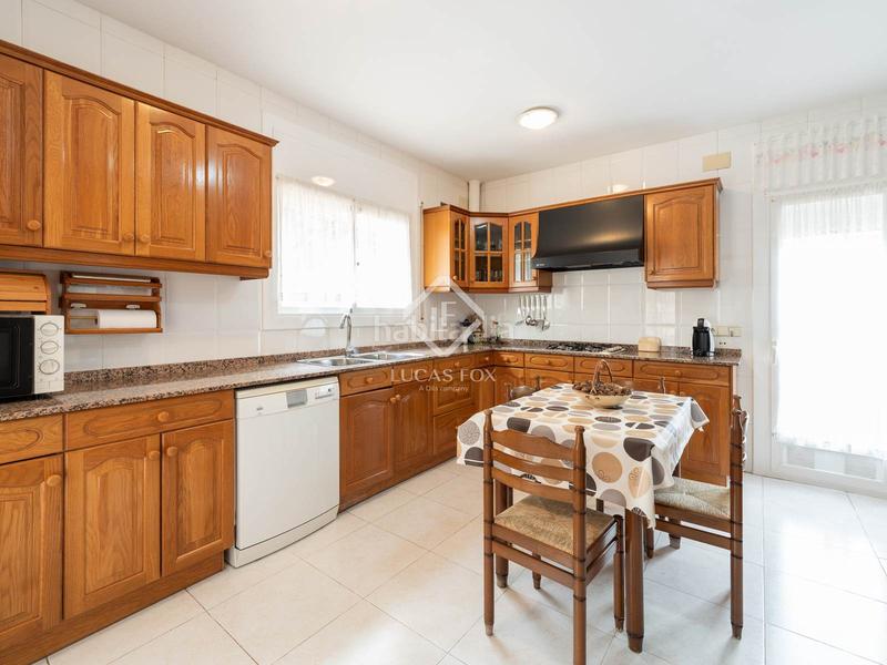 Foto 9aa5d5c3-37ff-4c93-b8a7-0237afe52329. Xalet amb calefacció aparcament piscina a Montmar Castelldefels