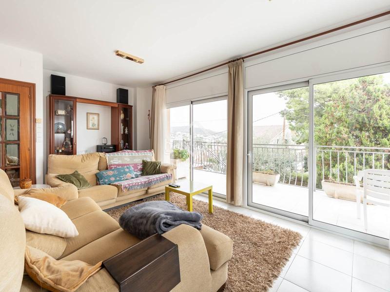 Foto d782d3e8-f0b9-4640-94f5-0d26e0adeeae. Xalet amb calefacció aparcament piscina a Montmar Castelldefels