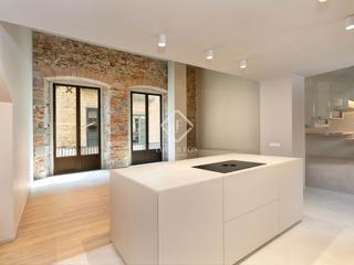 Pis a Centre-Barri Vell. Piso con encanto histórico y comodidades modernas en venta en el