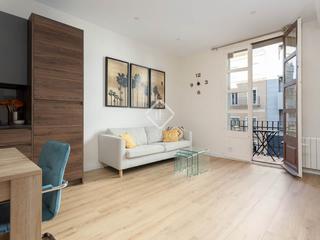 Affitto Appartamento in L´Antiga Esquerra de l´Eixample. Piso en excelentes condiciones de 3 dormitorios con 7m terraza e