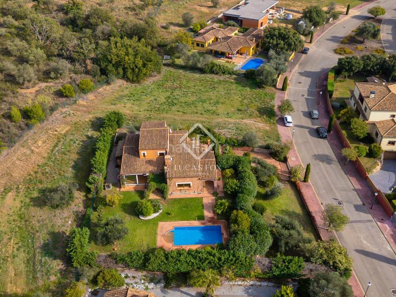 Foto 1fd35670-d53c-4f5b-b5d7-7d55b45d91c4. Chalet avec parking piscine dans Peralada