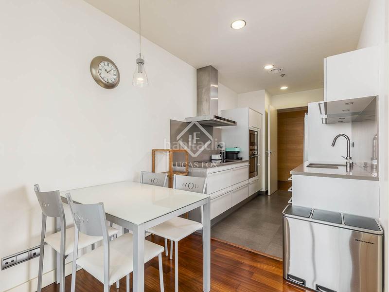 Foto 268f647a-e948-48af-b273-b219d4e756e6. Etagenwohnung mit heizung parking pool in Diagonal Mar i el Front Marítim del Poblenou Barcelona