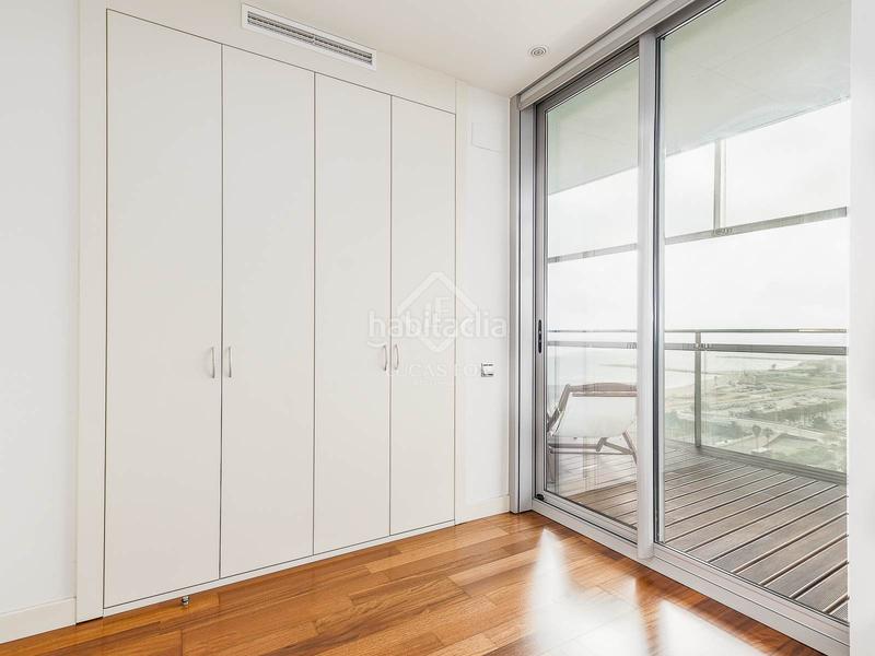 Foto 857b4040-6cce-49d1-aac9-836f91cef2d0. Etagenwohnung mit heizung parking pool in Diagonal Mar i el Front Marítim del Poblenou Barcelona