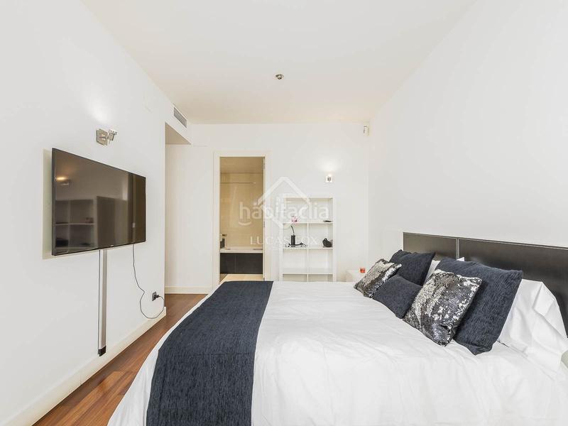 Foto 97f3de76-c405-4578-bf26-f1014bc658eb. Etagenwohnung mit heizung parking pool in Diagonal Mar i el Front Marítim del Poblenou Barcelona