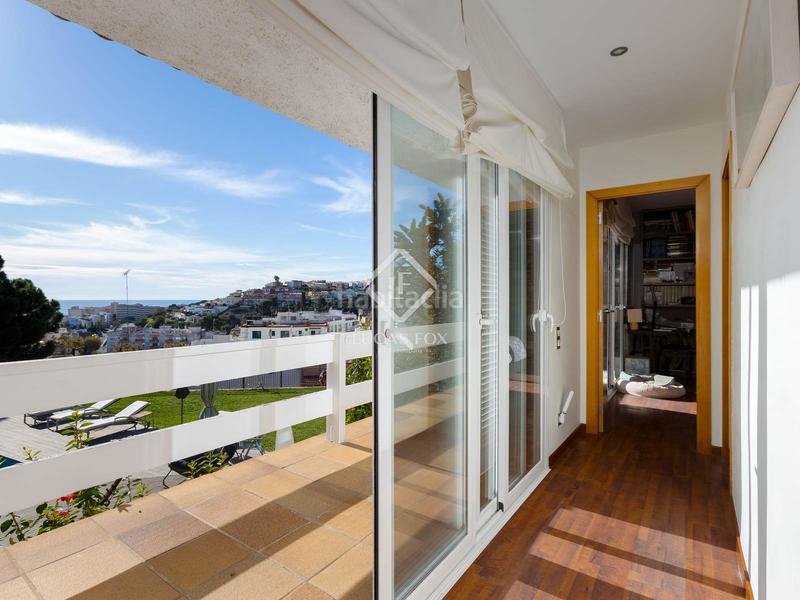 Foto 031c2444-32ec-44f6-87e5-29fe7468635f. Chalet con riscaldamento parcheggio piscina in Urbanitzacions Sant Pol de Mar