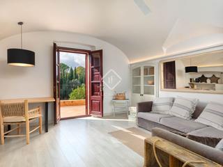 Pis a Poble Nou-Olivar Gran. Encantador piso en planta baja completamente reformado con patio