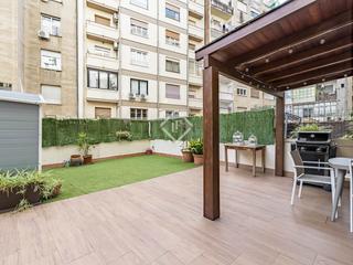 Appartement à L´Antiga Esquerra de l´Eixample. Piso con tres dormitorios y terraza de 60m en venta en el eixamp