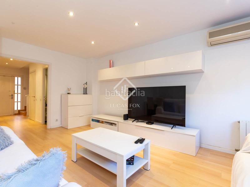 Foto 170ce6e1-e58c-47a2-94b0-d9ddf3918612. Chalet with parking in Centre Sant Joan Despí