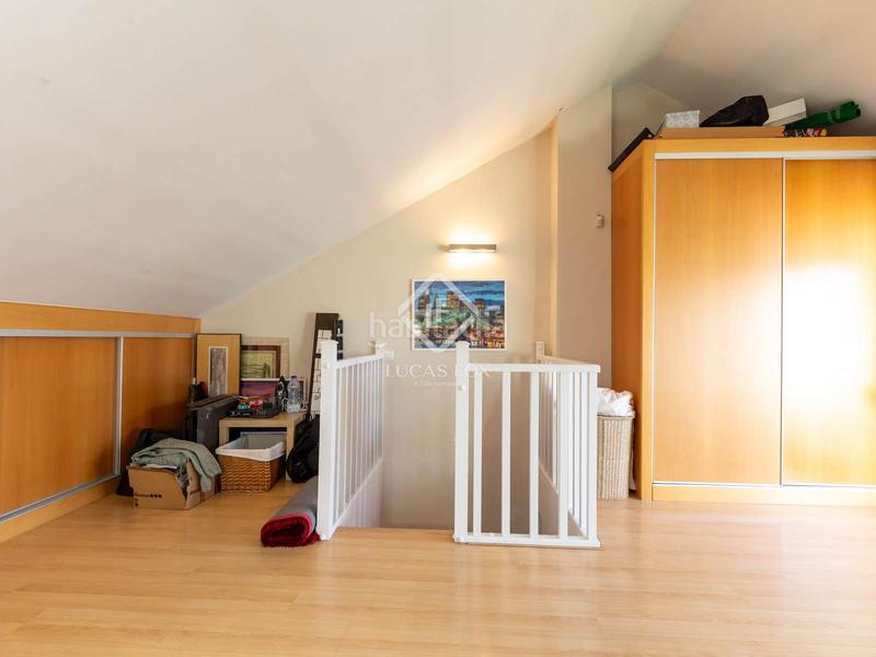 Foto 564978e3-a2fb-4037-91ef-ca4ebc553f48. Chalet with parking in Centre Sant Joan Despí