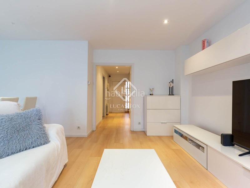 Foto 99923166-3be0-444c-a49d-2036813483d8. Chalet with parking in Centre Sant Joan Despí