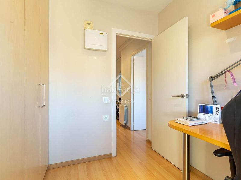 Foto 9aedb3c2-d2aa-4f59-84ad-d0c7b4a522a1. Chalet with parking in Centre Sant Joan Despí