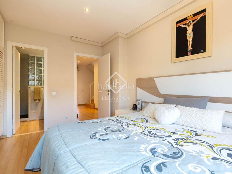 Foto df1f618f-238a-469a-bd19-4c24f98e9ff5. Chalet with parking in Centre Sant Joan Despí