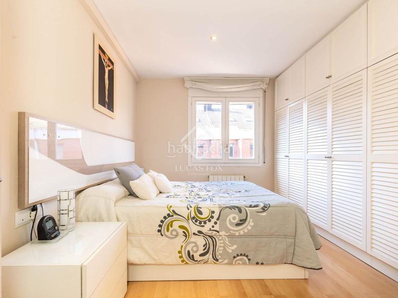 Foto f567b57b-bb14-4c62-81ec-584184e3960f. Chalet with parking in Centre Sant Joan Despí