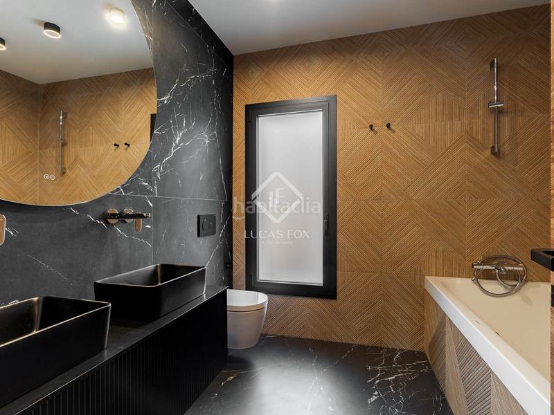 Foto 8f67ed0f-2a3d-464c-9f6c-e12a7b1c4117. Chalet mit parking pool in Bellamar Castelldefels