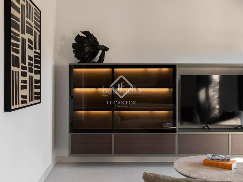 Foto a4dc3267-16c7-4c90-84b0-8af9a4abc267. Chalet mit parking pool in Bellamar Castelldefels