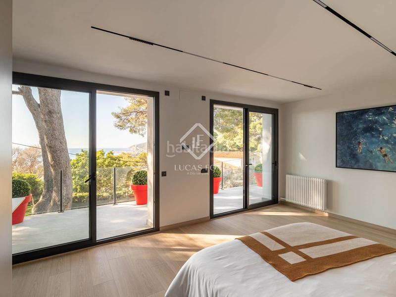 Foto becff950-b931-44eb-9846-dc8f25bb94c7. Chalet mit parking pool in Bellamar Castelldefels