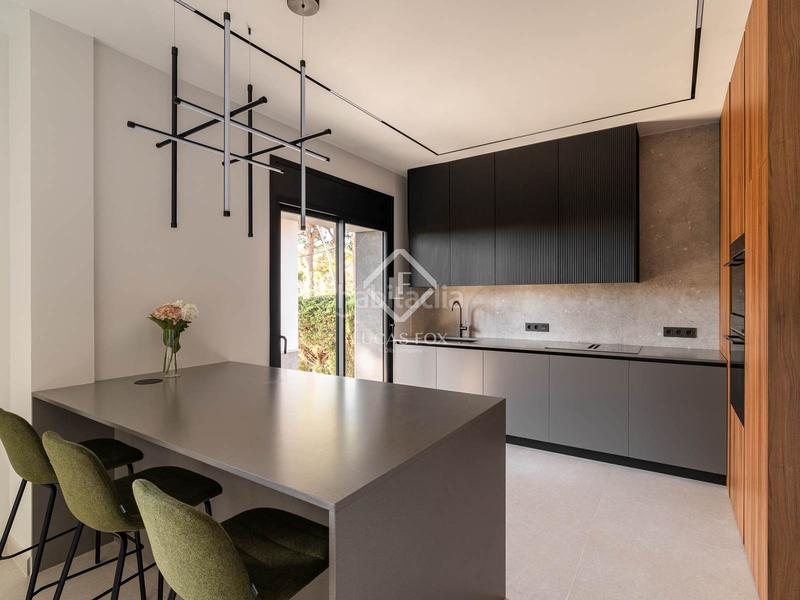 Foto d34e2bb3-3338-4961-965e-5582cda6b3cd. Chalet mit parking pool in Bellamar Castelldefels