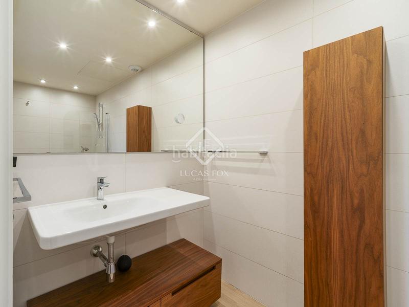 Foto 137e31cb-85e2-443a-83f4-e5ae72969c9e. Attique avec chauffage parking dans Poblenou Barcelona