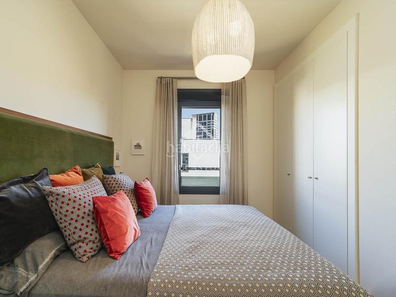 Foto 983c2ae7-ddb7-499b-a744-acdf5cd44f32. Attique avec chauffage parking dans Poblenou Barcelona